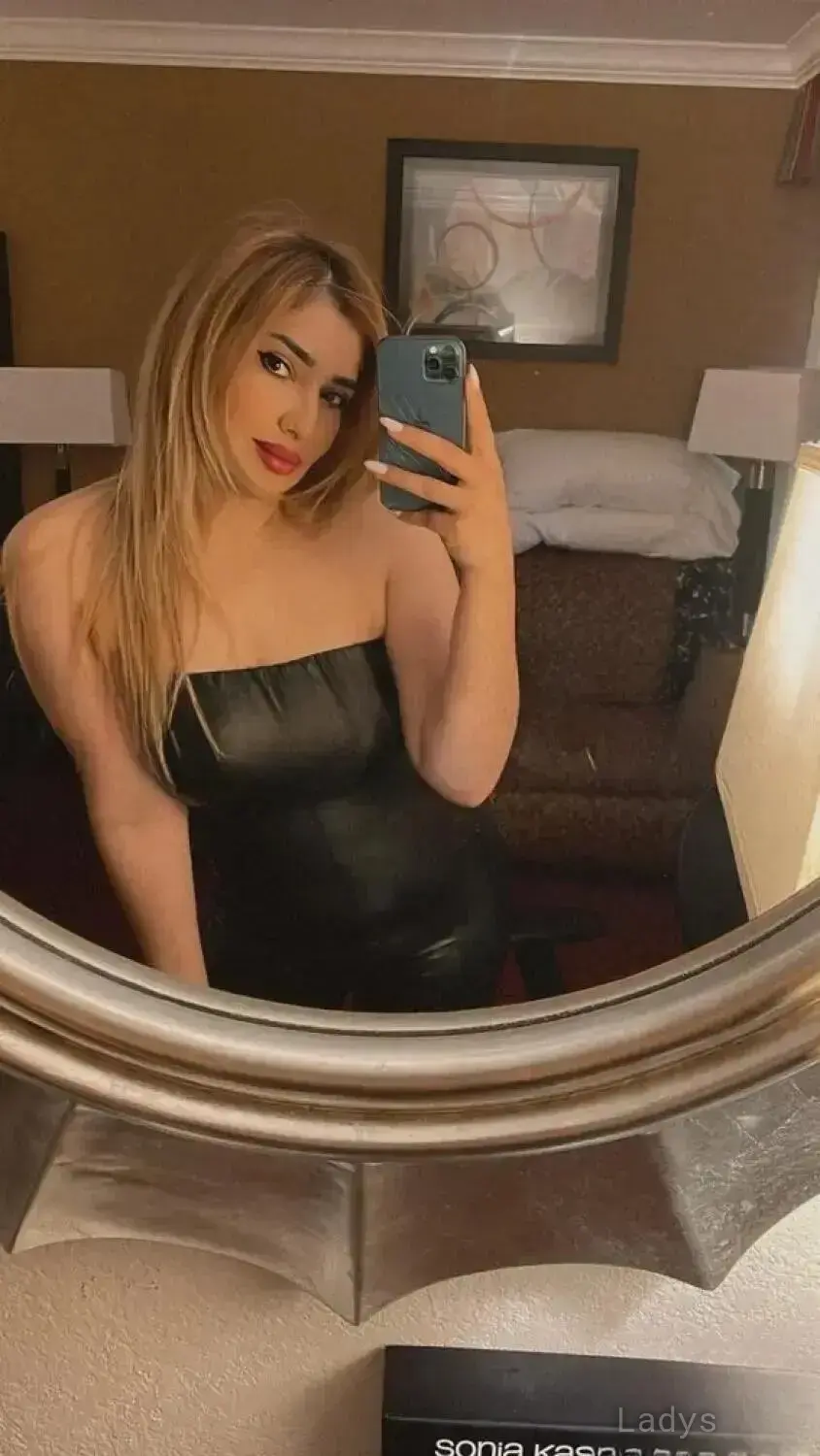 Mila (26) – Call Girl & Independent Escort Service in Cupertino - Gallery Photo 3