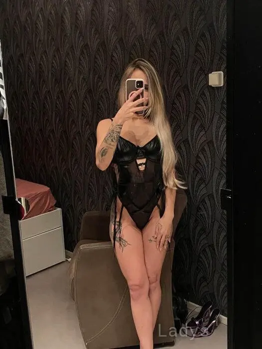 Jade (23) – Call Girl & Independent Escort Service in Łódź - Gallery Photo 5