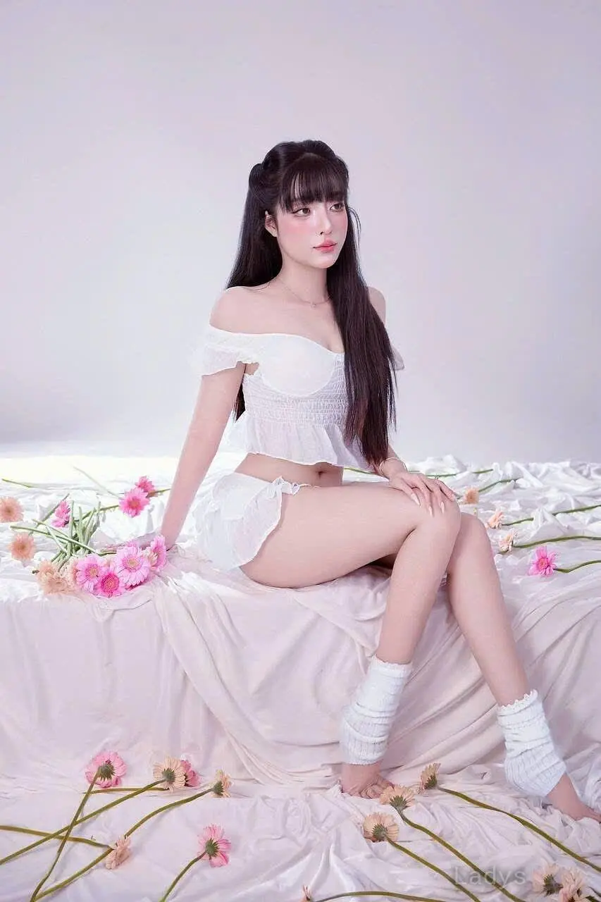 Lyvikki (22) – Call Girl & Independent Escort Service in Da Nang - Gallery Photo 8