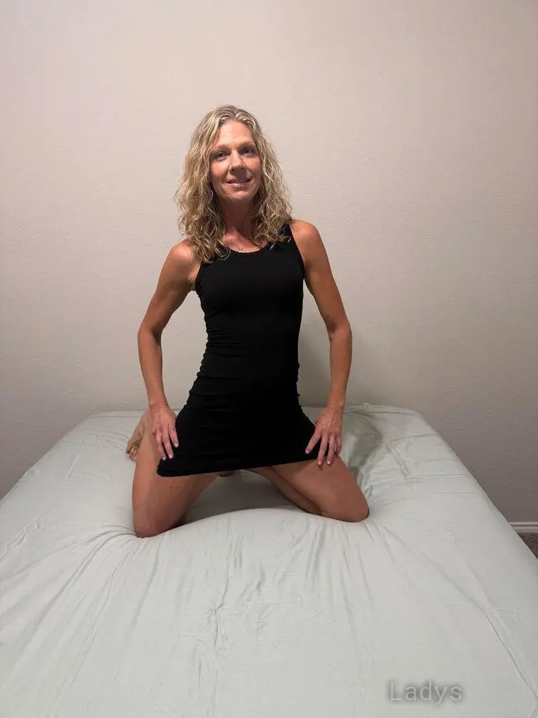 Kelly (46) – Call Girl & Independent Escort Service in Dallas - Gallery Photo 3