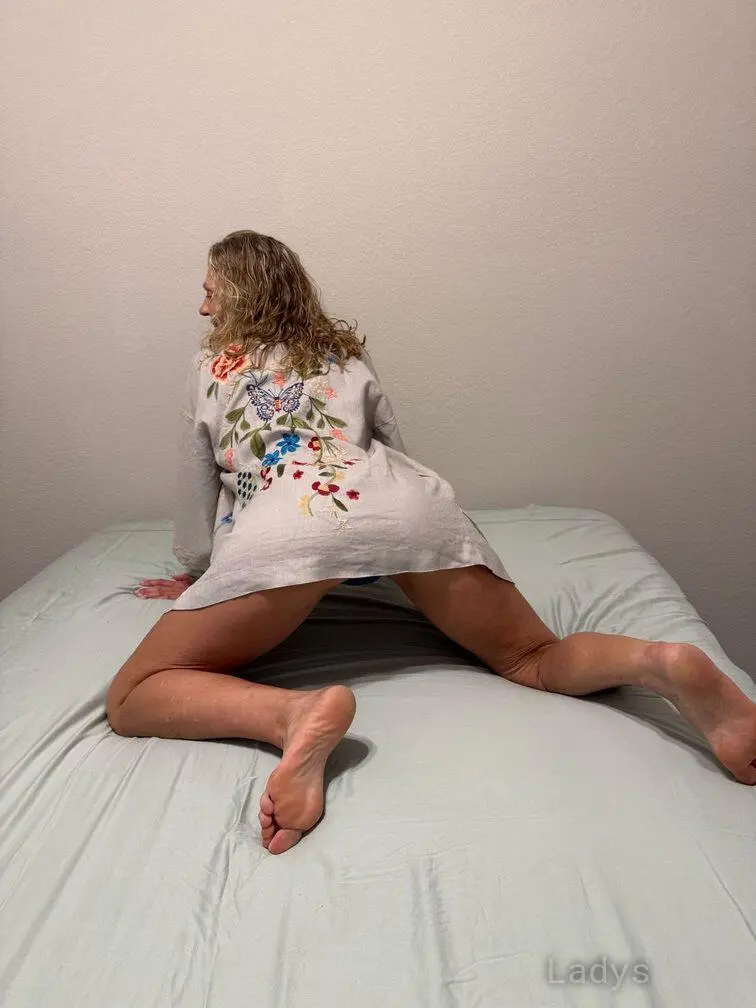 Kelly (46) – Call Girl & Independent Escort Service in Dallas - Gallery Photo 4