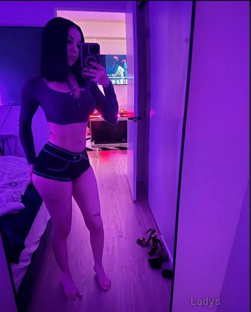 Kayla (27) – Call Girl & Independent Escort Service in Danbury - Gallery Photo 8