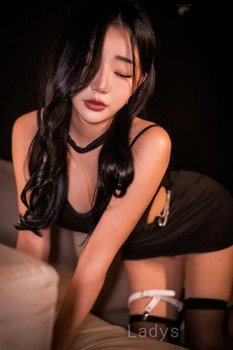 Sophia (23) – Call Girl & Independent Escort Service in Daqing - Gallery Photo 8