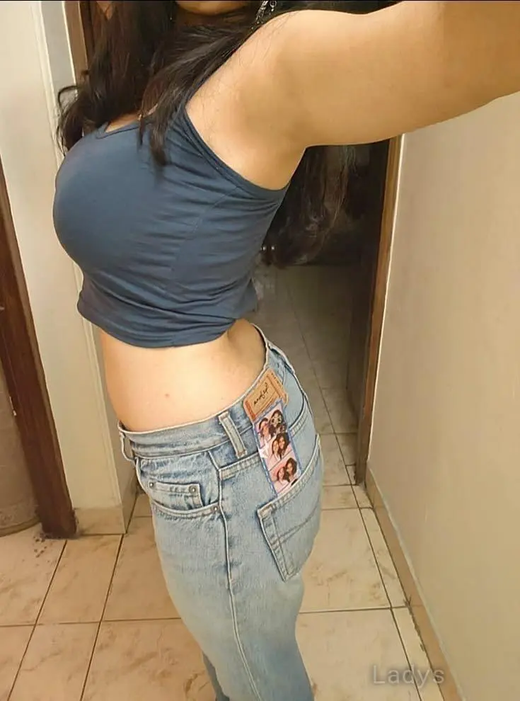 Kavya Sharma (23) – Call Girl & Independent Escort Service in Darjeeling - Gallery Photo 4