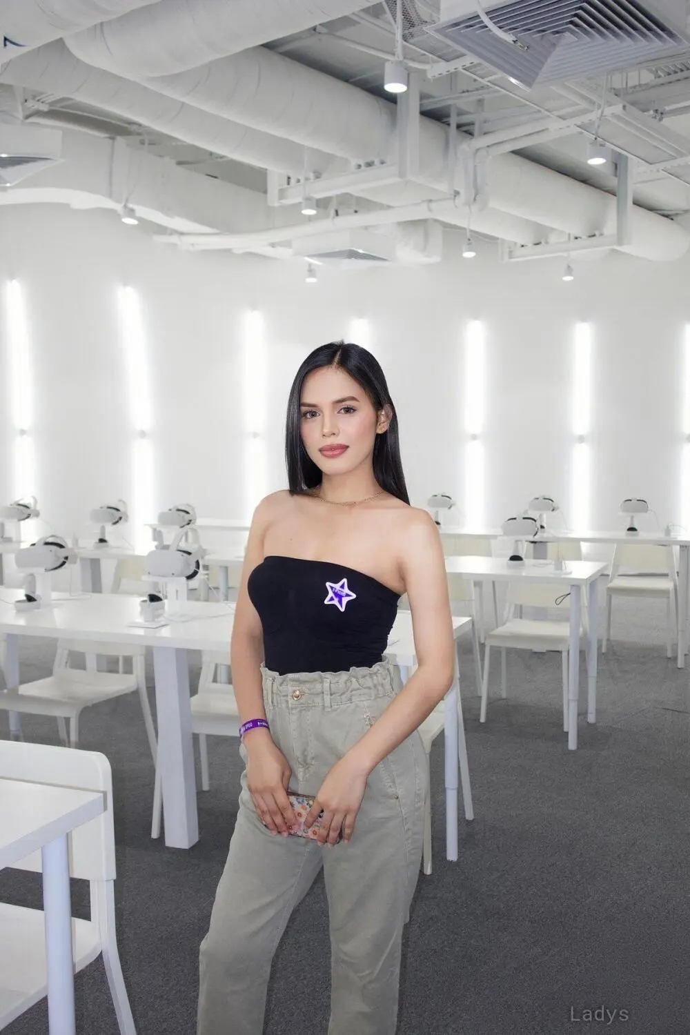 Ivana (24) – Call Girl & Independent Escort Service in Dasmariñas - Gallery Photo 4