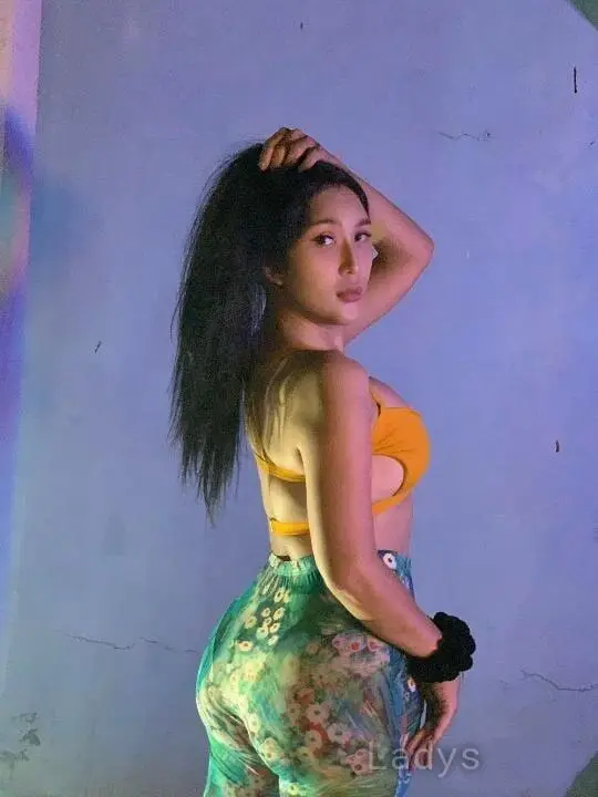 Sofieness (26) – Call Girl & Independent Escort Service in Dasmariñas - Gallery Photo 2