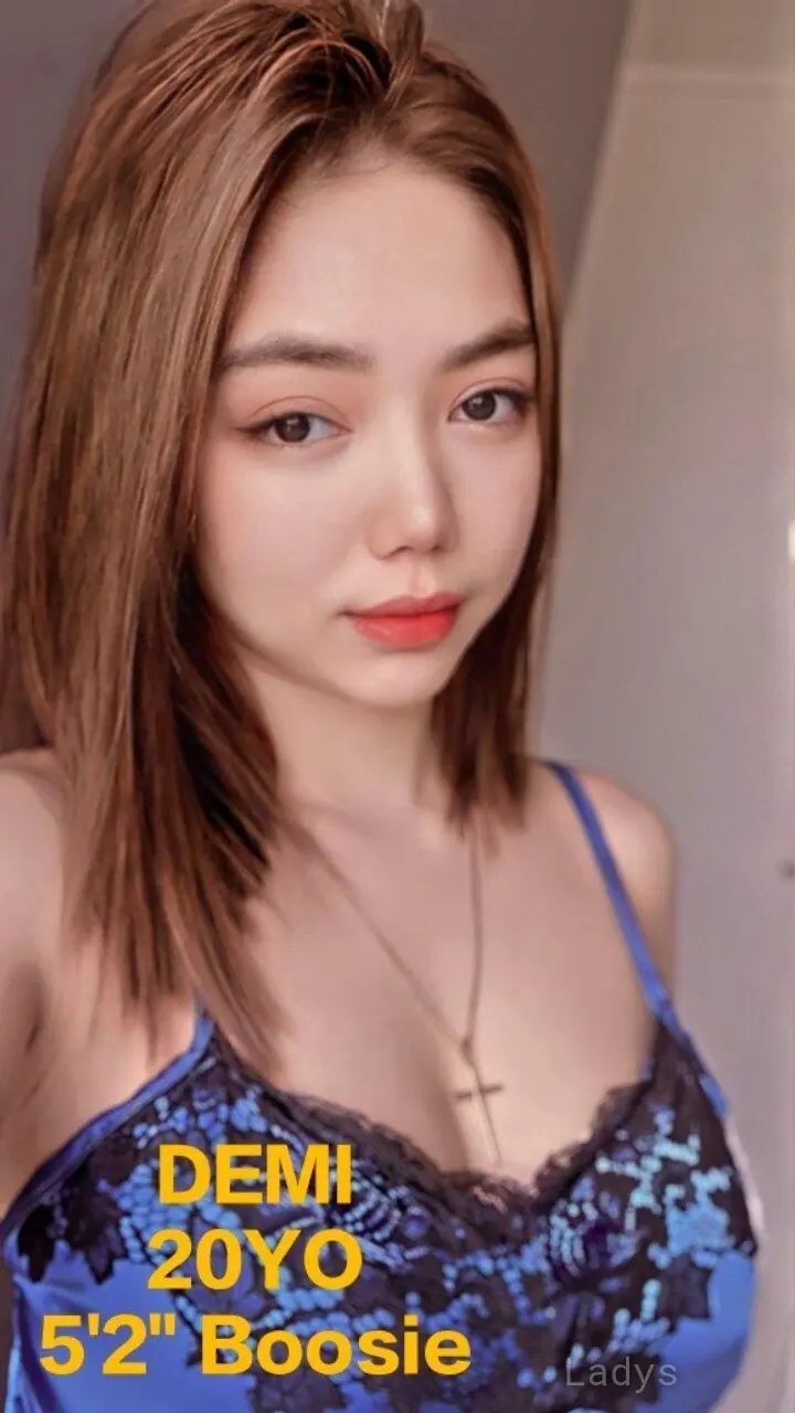 Demi (20) – Call Girl & Independent Escort Service in Dasmariñas - Gallery Photo 6