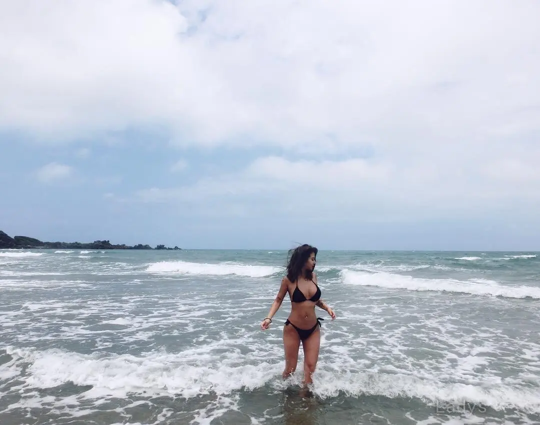 Cerina (24) – Call Girl & Independent Escort Service in Datong - Gallery Photo 6