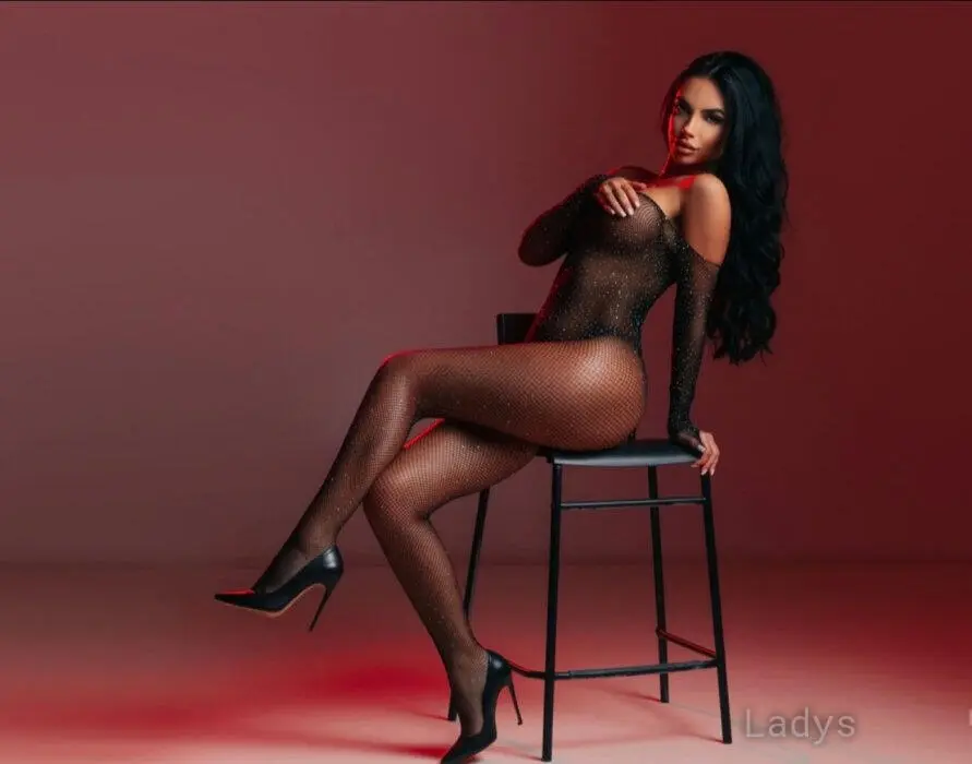 Almada (27) – Call Girl & Independent Escort Service in Davos - Gallery Photo 3