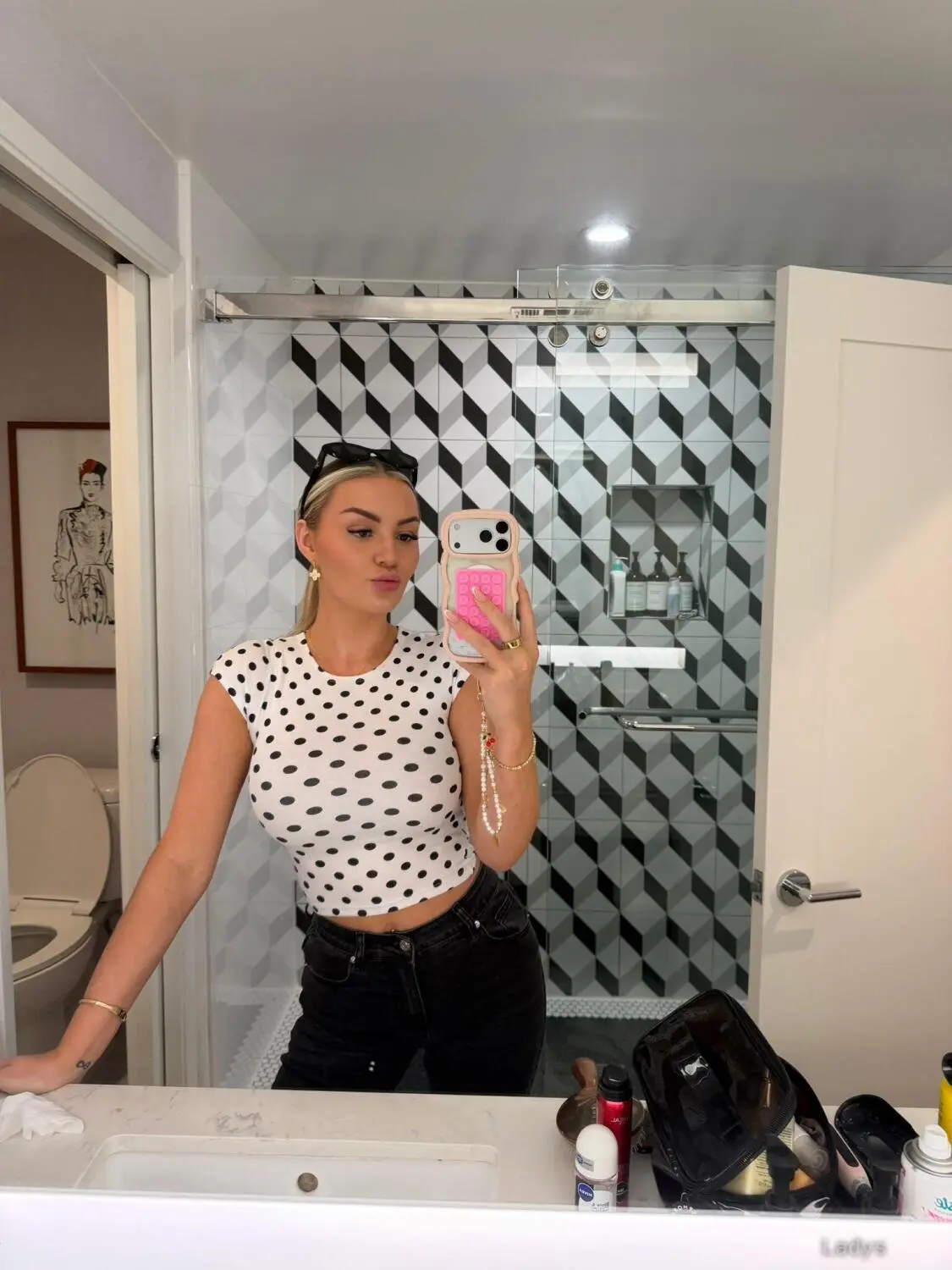 Sarah Saunders (26) – Call Girl & Independent Escort Service in Daytona Beach - Gallery Photo 3