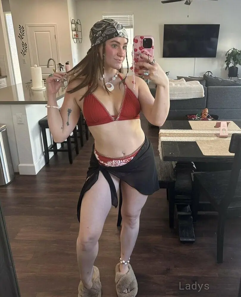 Ava (24) – Call Girl & Independent Escort Service in Daytona Beach - Gallery Photo 4
