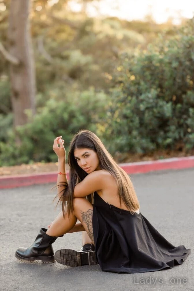 Vlada (21) – Call Girl & Independent Escort Service in Daytona Beach - Gallery Photo 3
