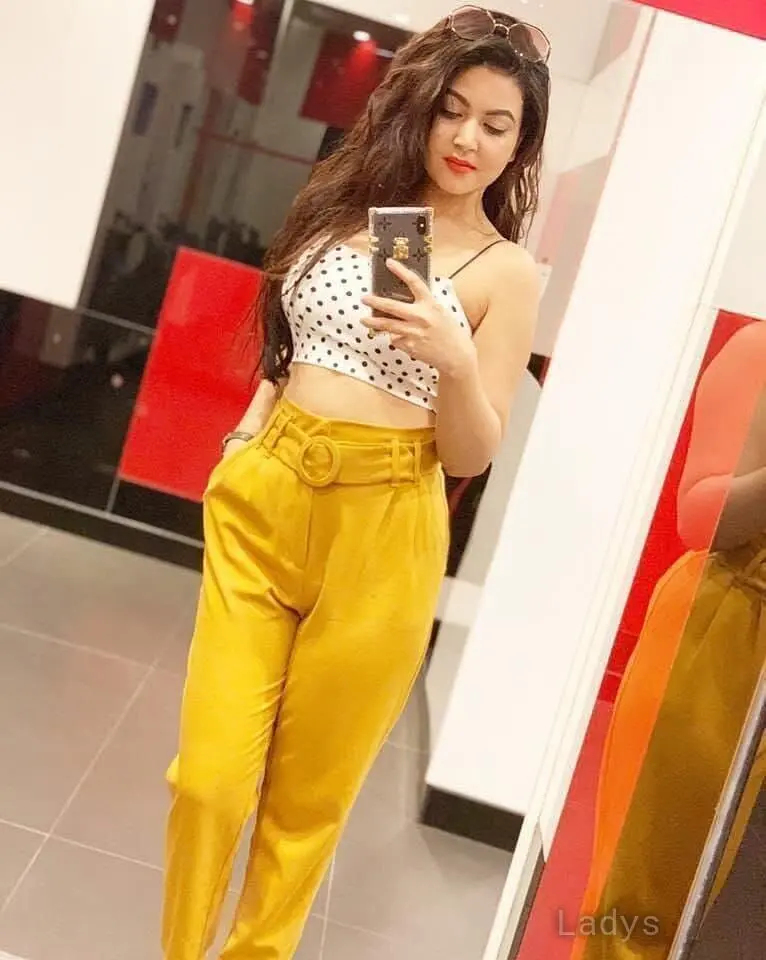 Kavya (22) – Call Girl & Independent Escort Service in Dehradun - Gallery Photo 4