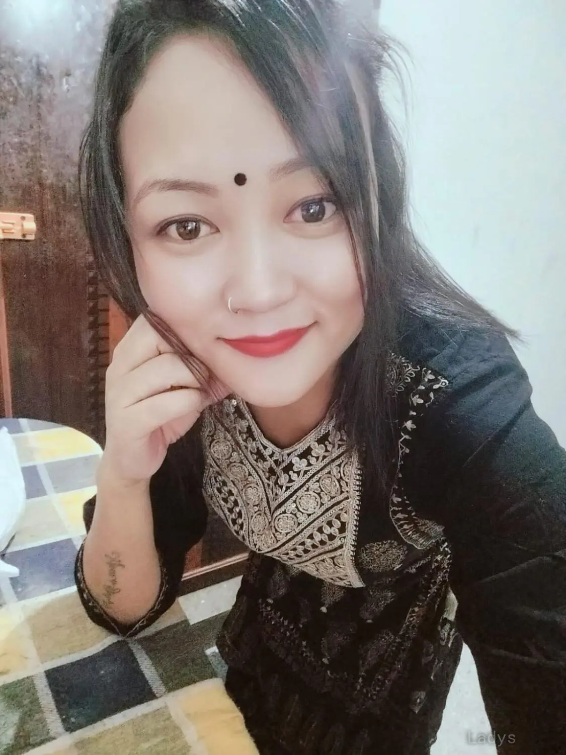 Renuka (21) – Call Girl & Independent Escort Service in Delhi - Gallery Photo 2