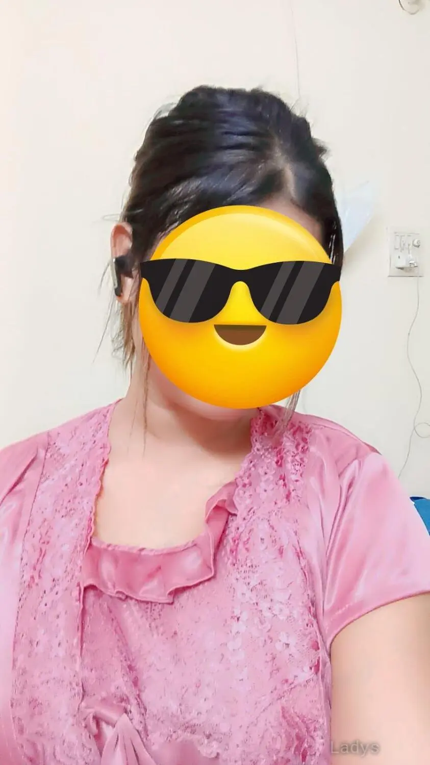 Vedika (30) – Call Girl & Independent Escort Service in Delhi - Gallery Photo 3