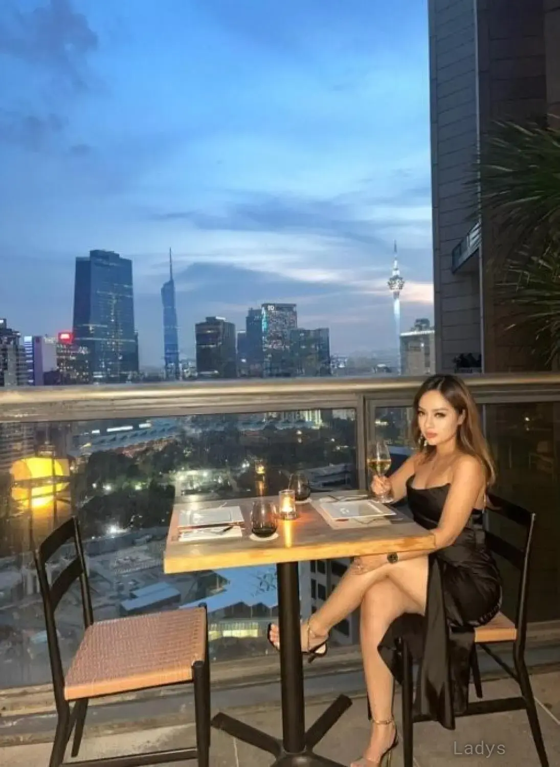 Grace (25) – Call Girl & Independent Escort Service in Depok - Gallery Photo 3