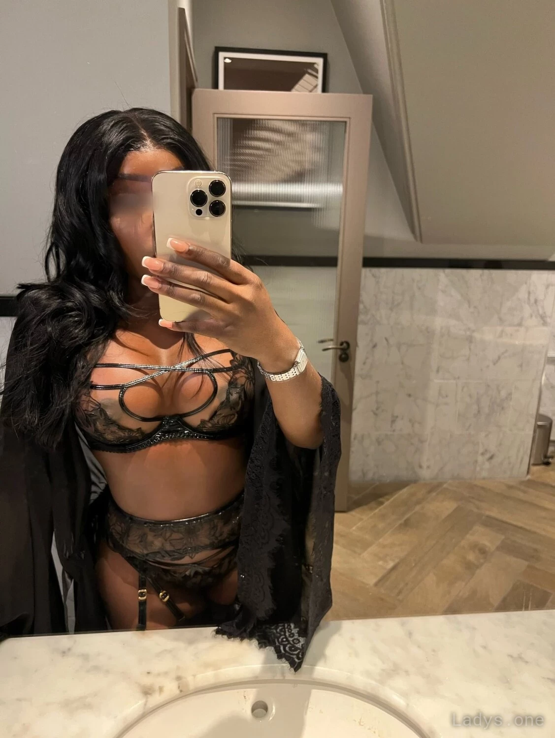 Tamara Mon (22) – Call Girl & Independent Escort Service in Derbyshire - Gallery Photo 2