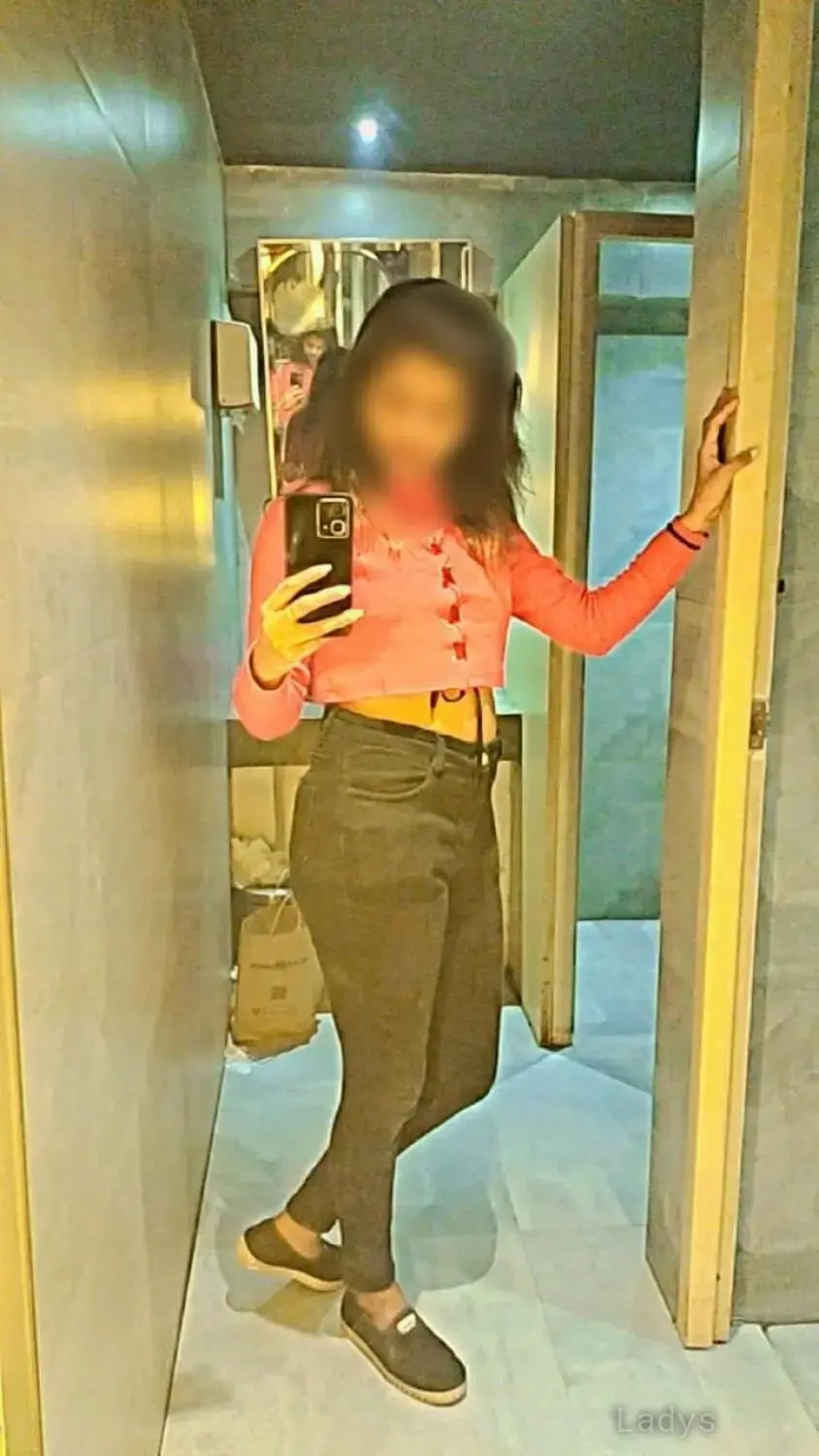 Shivani (24) – Call Girl & Independent Escort Service in Dhanbad - Gallery Photo 4