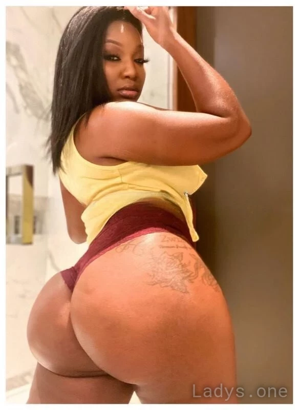 Nani (23) – Call Girl & Independent Escort Service in Dieppe - Gallery Photo 5