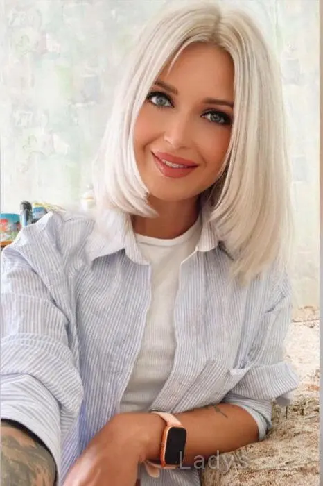 Yanina (25) – Call Girl & Independent Escort Service in Dijon - Gallery Photo 3