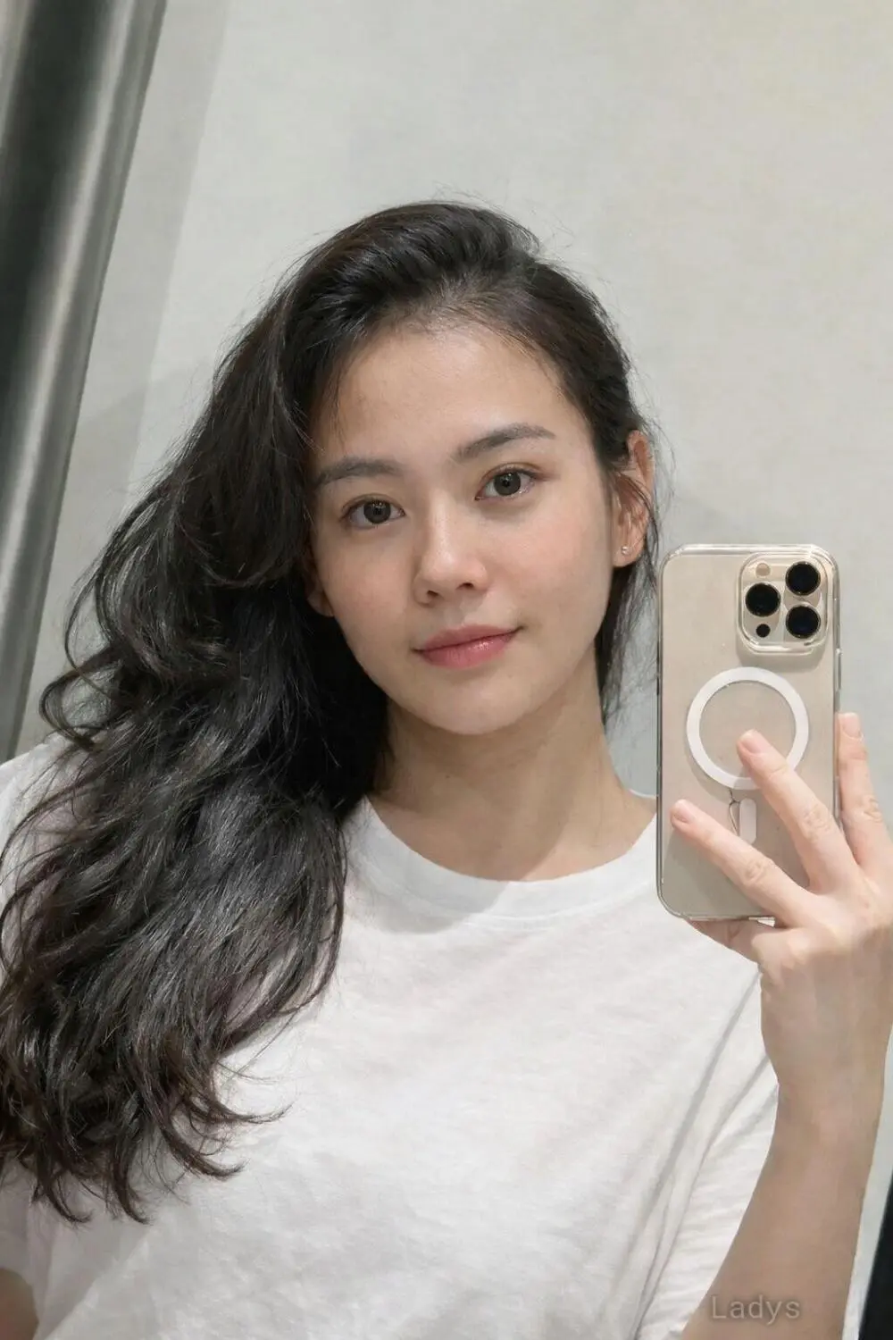 Mika (22) – Call Girl & Independent Escort Service in Doha - Gallery Photo 2