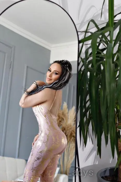 Karamelka (30) – Call Girl & Independent Escort Service in Doha - Gallery Photo 5