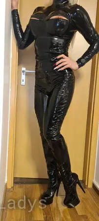 Moni (35) – Call Girl & Independent Escort Service in Dortmund - Gallery Photo 5