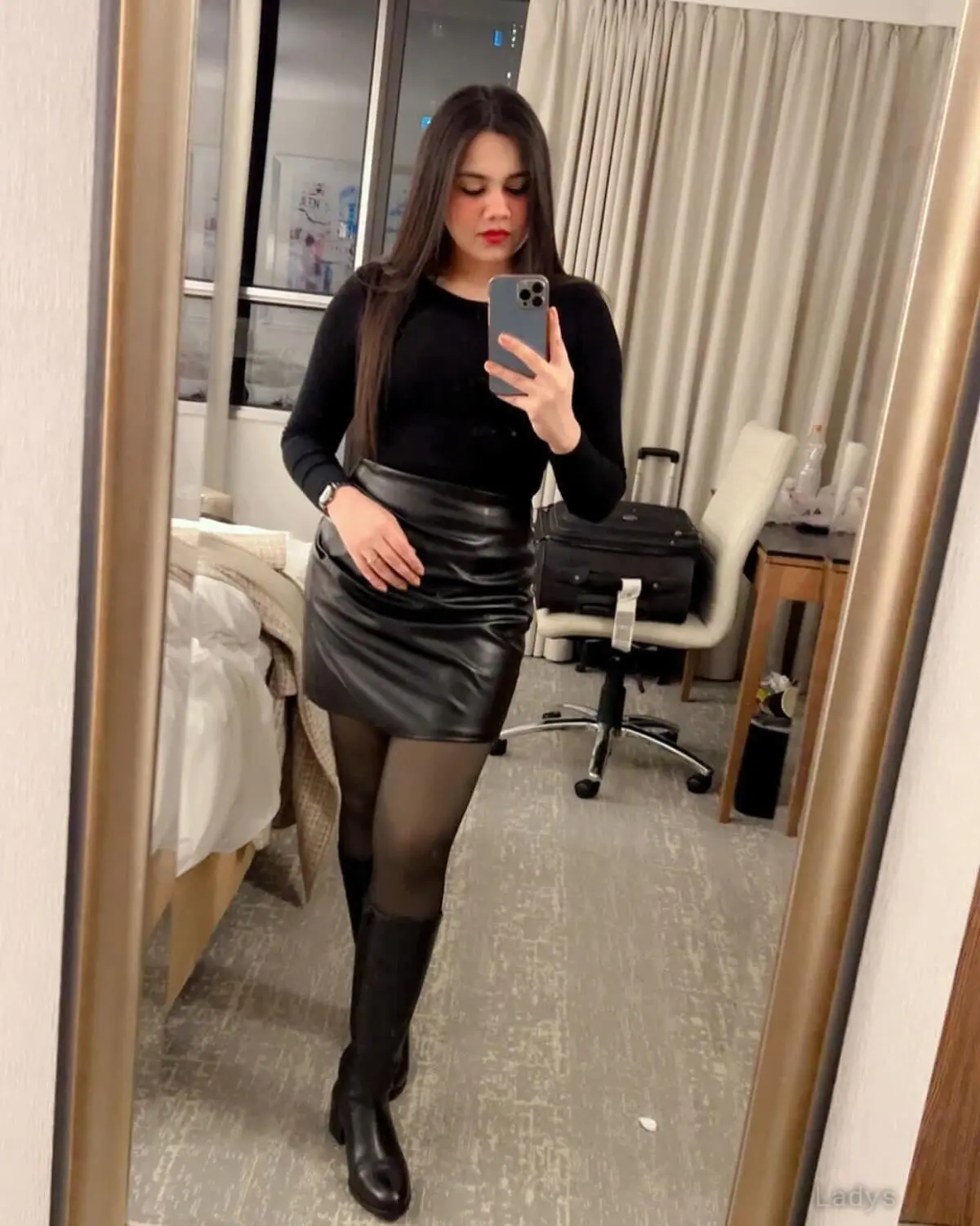 Kawita (23) – Call Girl & Independent Escort Service in Dubai - Gallery Photo 2