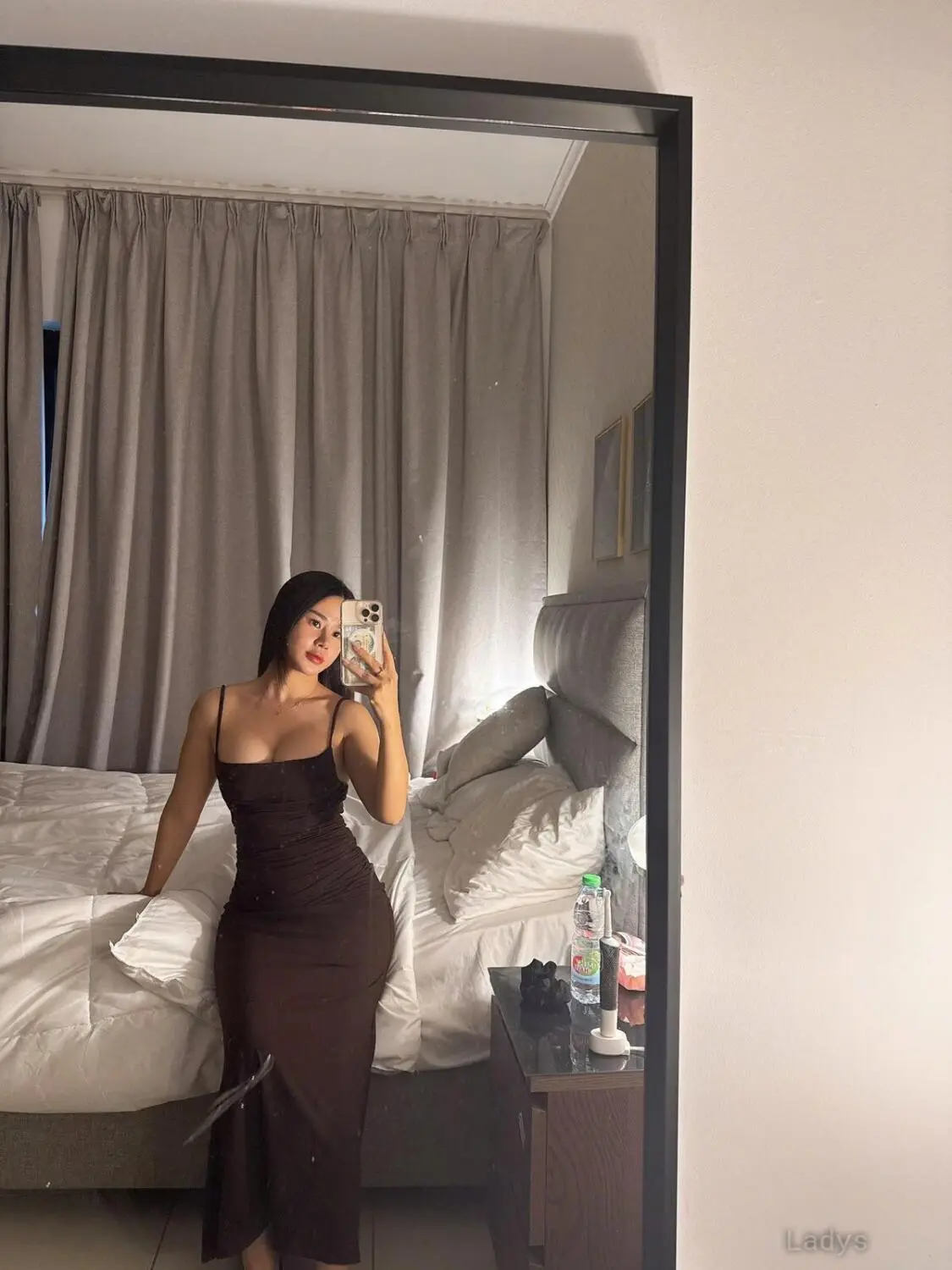 Tam (20) – Call Girl & Independent Escort Service in Dubai - Gallery Photo 5