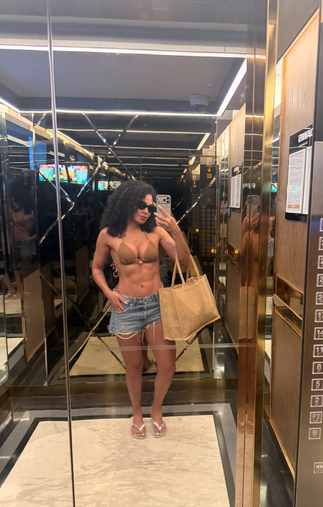 Larissa Massage (18) – Call Girl & Independent Escort Service in Dubai - Gallery Photo 8