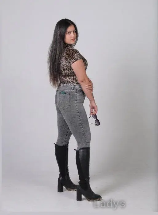 Komal Rana (23) – Call Girl & Independent Escort Service in Dublin - Gallery Photo 2