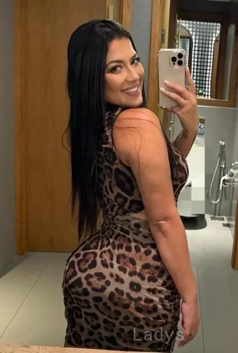 Melodi (25) – Call Girl & Independent Escort Service in Dublin - Gallery Photo 4