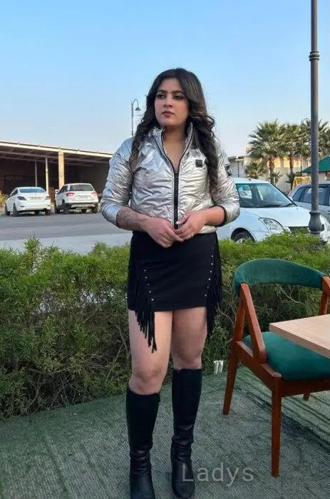 Komal Rana (23) – Call Girl & Independent Escort Service in Dublin - Gallery Photo 3