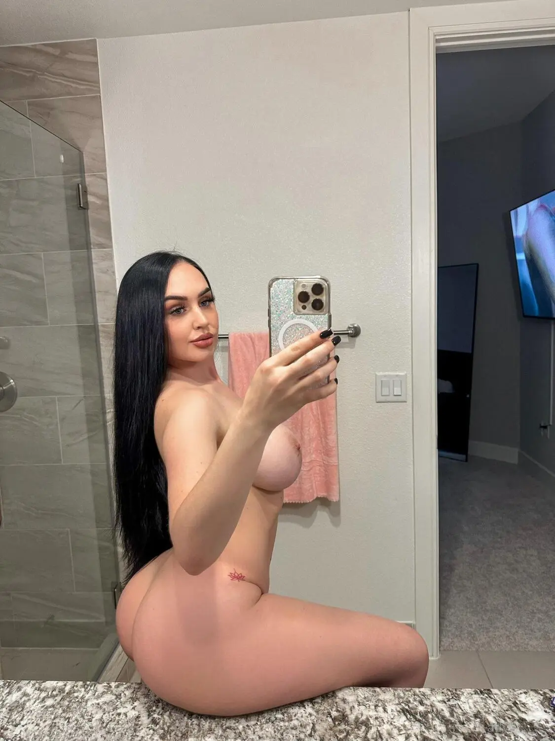 Jolly (28) – Call Girl & Independent Escort Service in Duluth - Gallery Photo 3