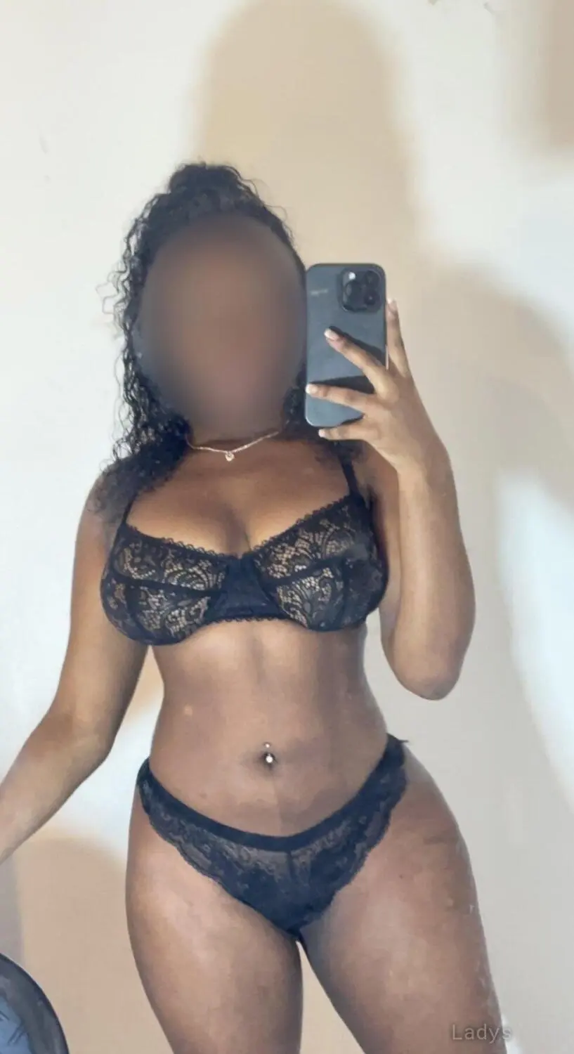 Victoria (22) – Call Girl & Independent Escort Service in Dundee - Gallery Photo 4