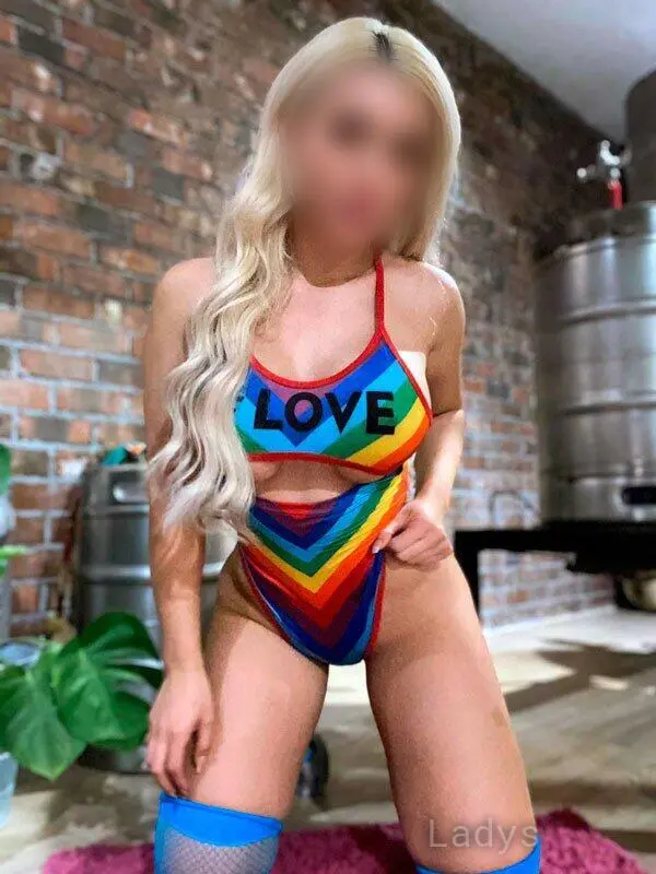 Emily (27) – Call Girl & Independent Escort Service in Victoria de Durango - Gallery Photo 7