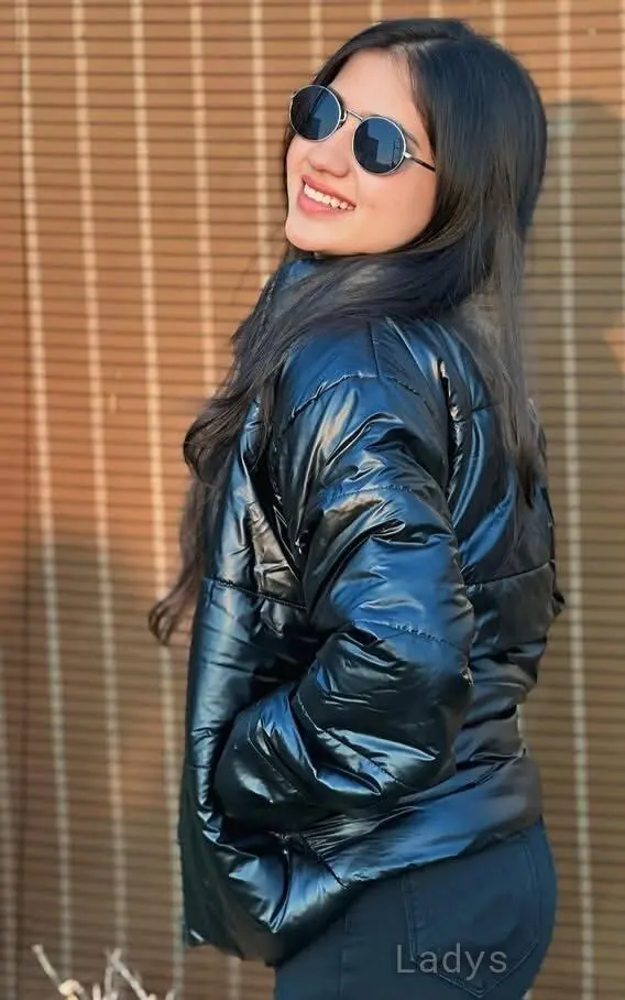 Sonam (22) – Call Girl & Independent Escort Service in Durban - Gallery Photo 2