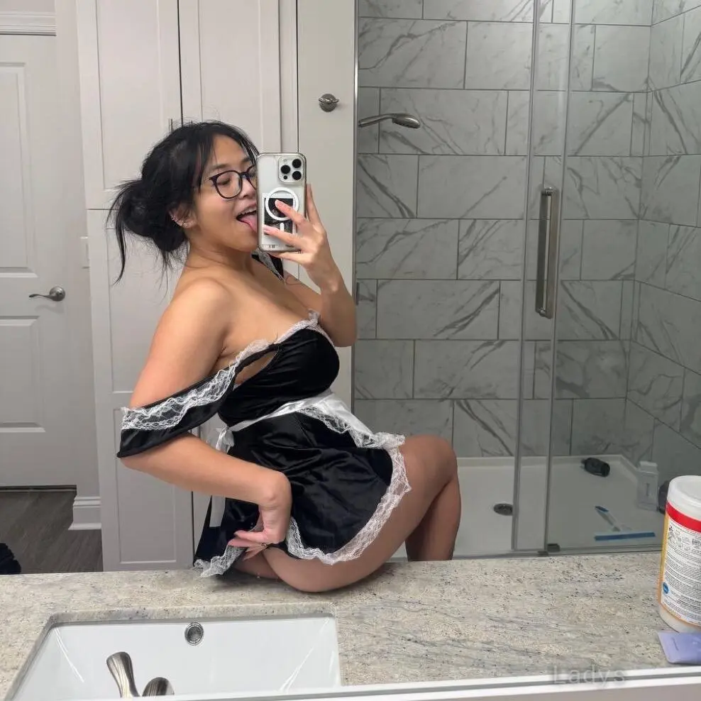 Chloe (28) – Call Girl & Independent Escort Service in Durham - Gallery Photo 6