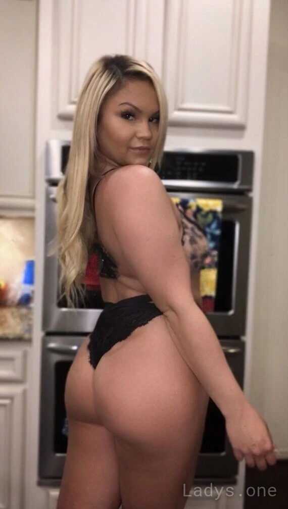 Karlee Rose (29) – Call Girl & Independent Escort Service in Eagan - Gallery Photo 5