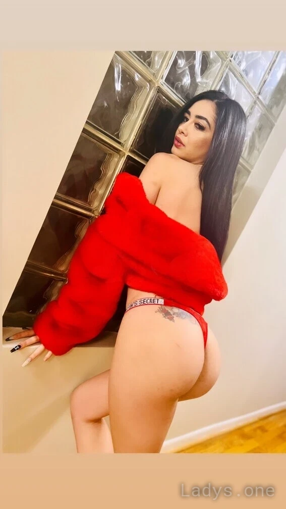 Diana (23) – Call Girl & Independent Escort Service in Edison - Gallery Photo 2