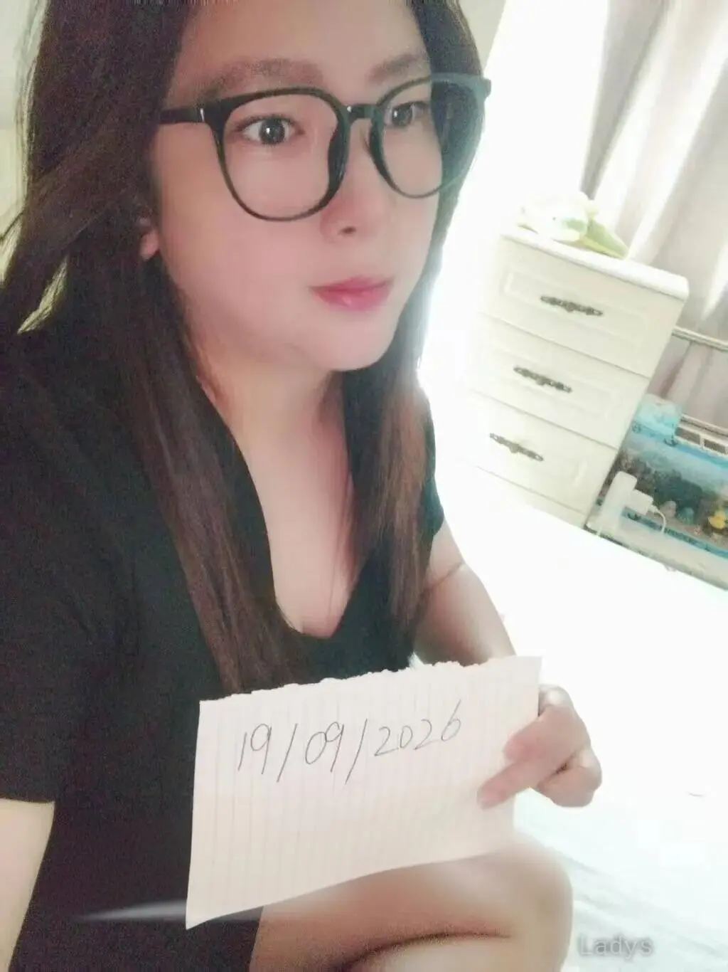 Alice (25) – Call Girl & Independent Escort Service in Edmonton - Gallery Photo 5