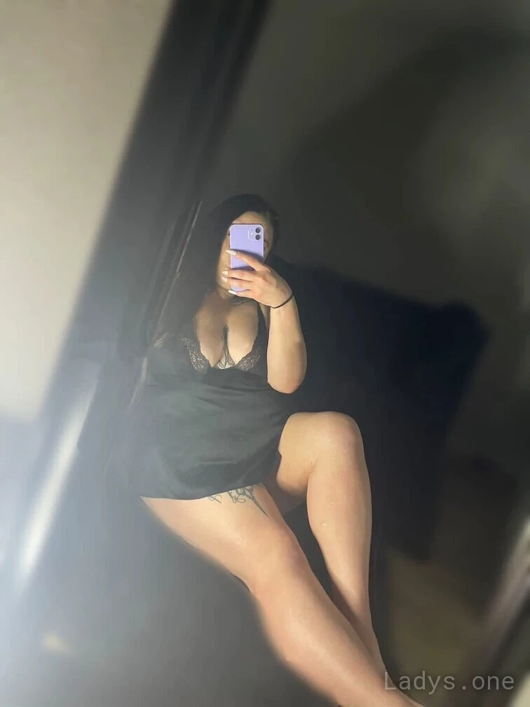 Emily (24) – Call Girl & Independent Escort Service in El Paso - Gallery Photo 3