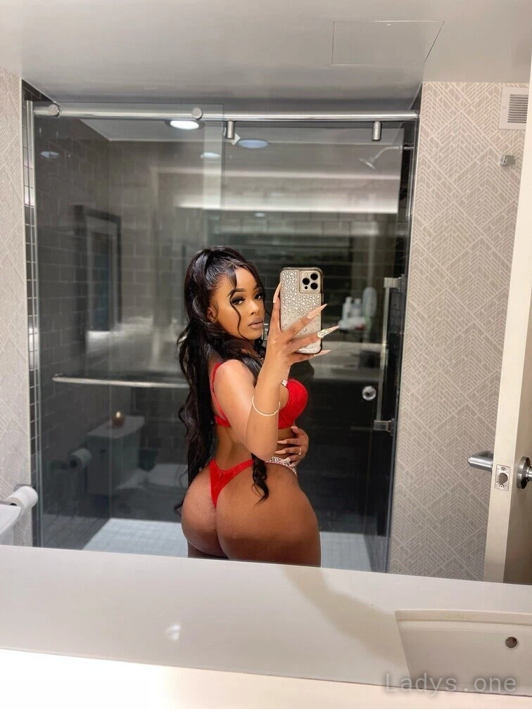 Armani (24) – Call Girl & Independent Escort Service in Elizabeth - Gallery Photo 2