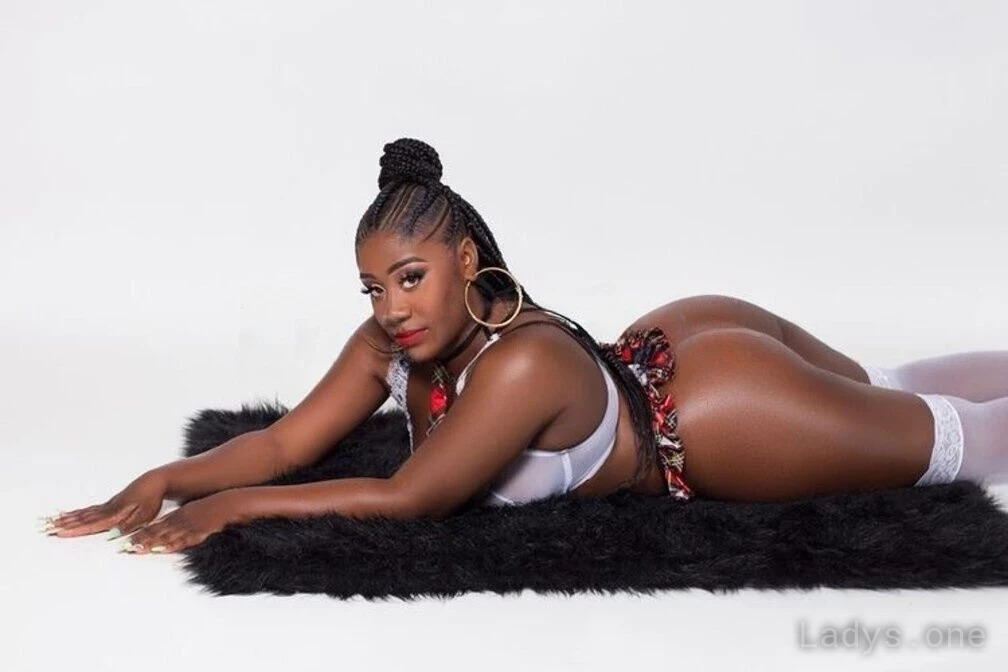 Amiyah (25) – Call Girl & Independent Escort Service in Elizabeth - Gallery Photo 5