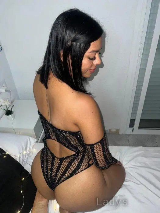 Luciana (28) – Call Girl & Independent Escort Service in Elx - Gallery Photo 4
