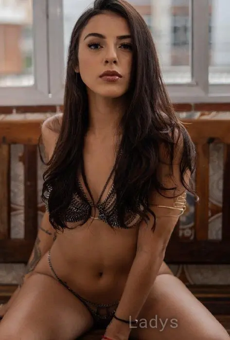 Alice (24) – Call Girl & Independent Escort Service in Emmen - Gallery Photo 5