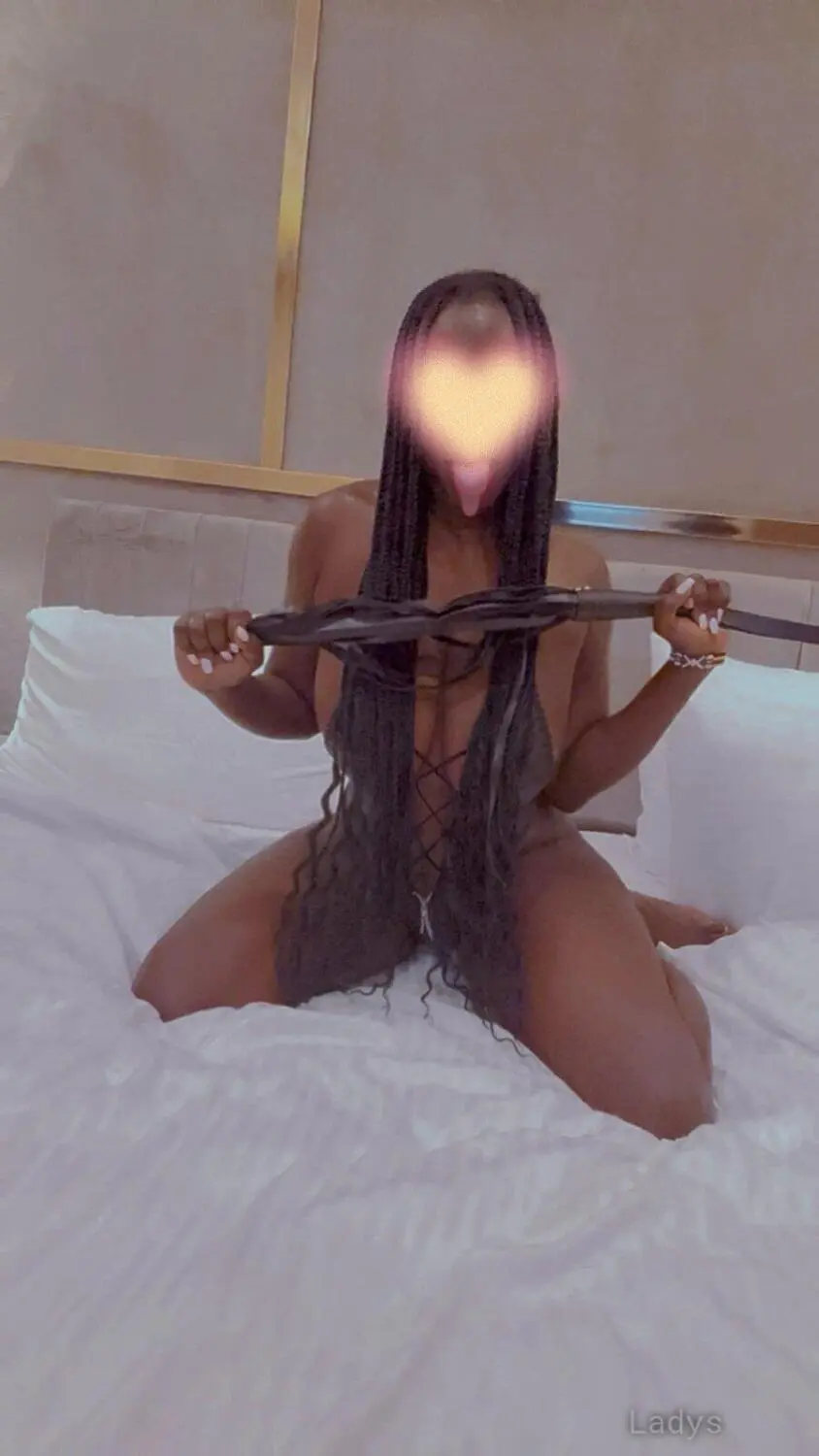 Coco (23) – Call Girl & Independent Escort Service in Enschede - Gallery Photo 4
