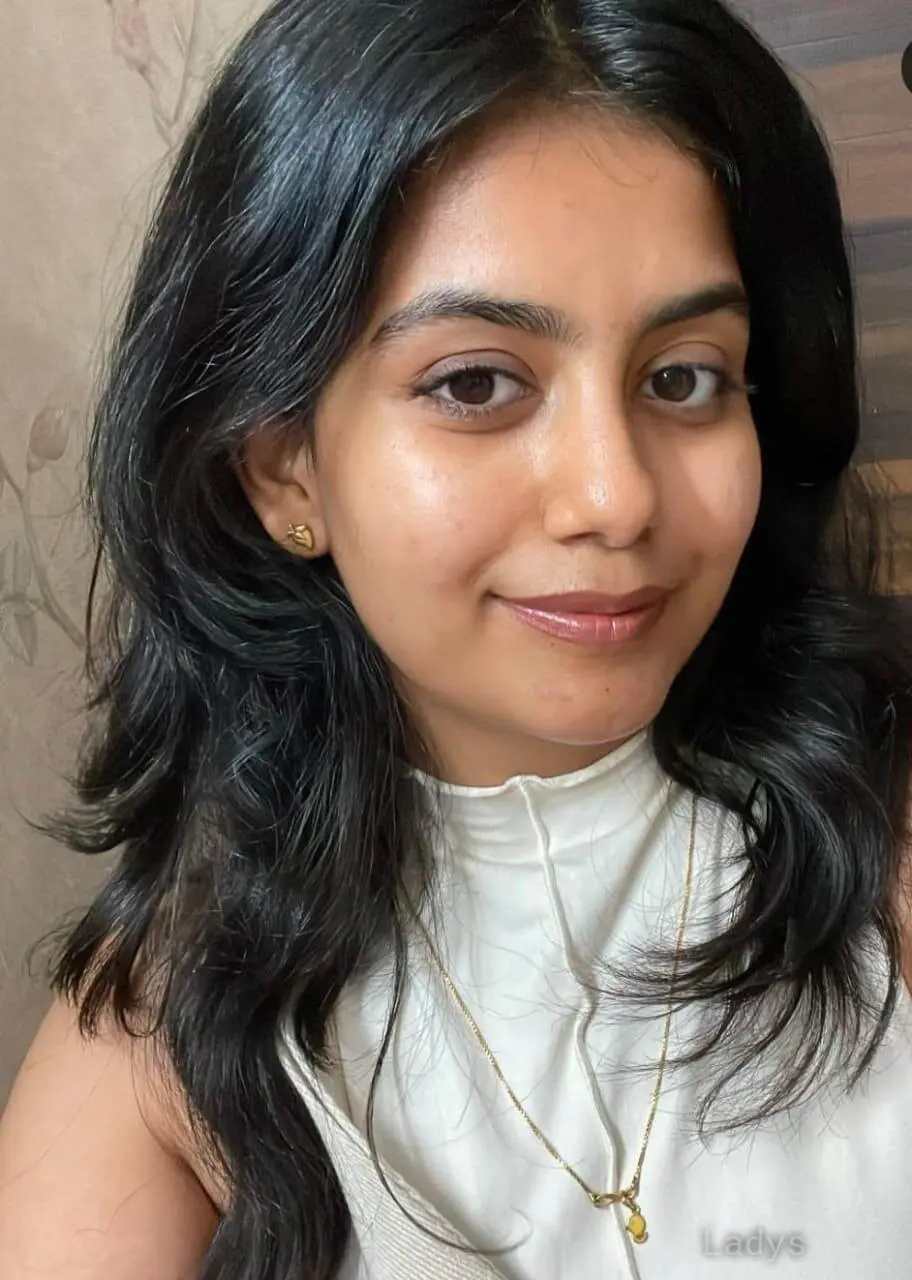 Mohini (23) – Call Girl & Independent Escort Service in Ernakulam - Gallery Photo 2