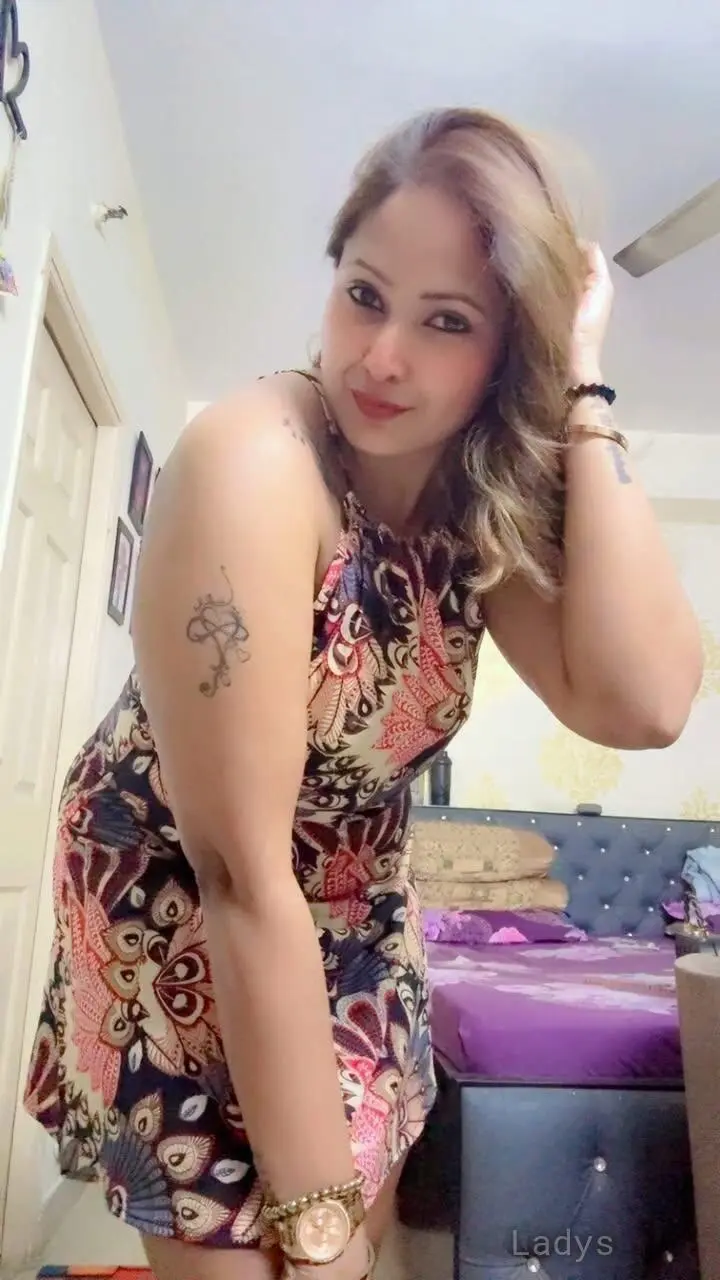 Anku (21) – Call Girl & Independent Escort Service in Ernakulam - Gallery Photo 2