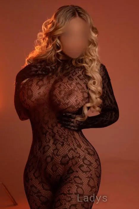 Lisa (29) – Call Girl & Independent Escort Service in Espoo - Gallery Photo 5